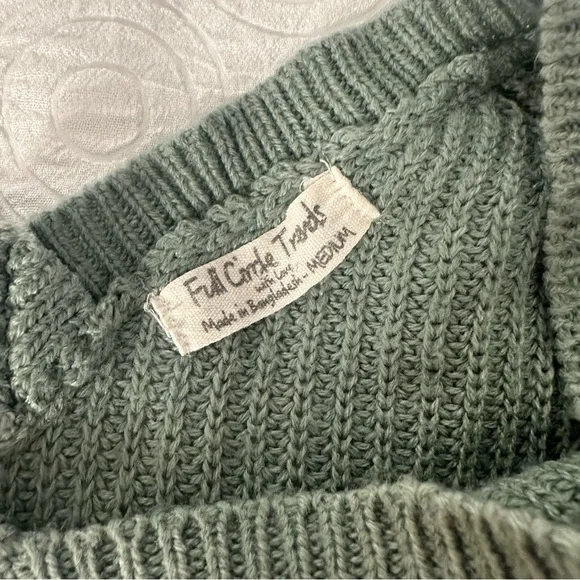 Multicolor V-Neck Sweater - Picture 3 of 6